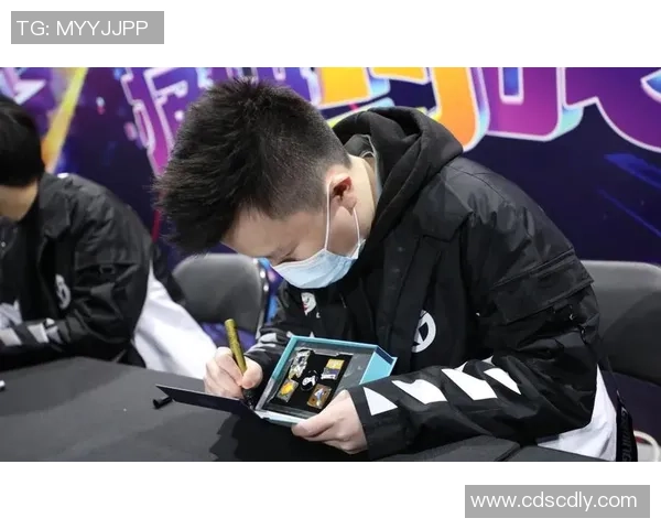 刘丽专访：从新手到职业选手的CSGO成长之路与心路历程分享