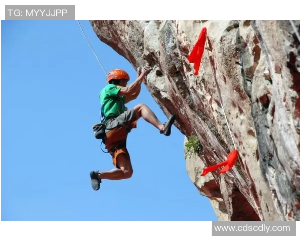 杭州飞盘队在世界攀岩锦标赛中以82分稳居积分榜首位